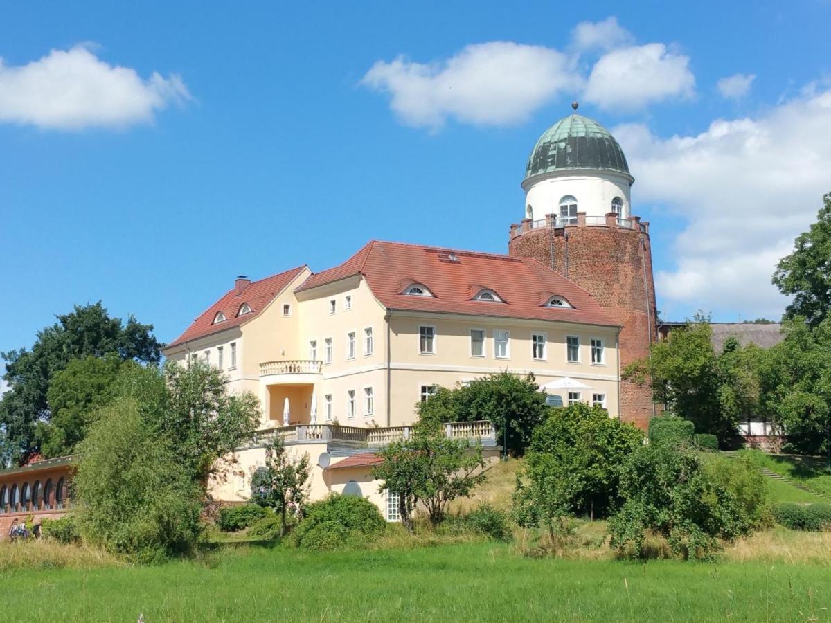 Bund-Ferienwohnung Lenzen エクステリア 写真